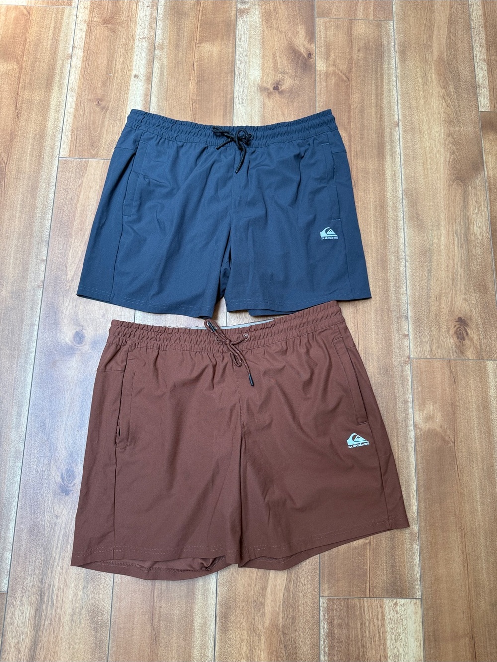2 pairs NWOT Quiksilver Men's Shorts Pair in Charcoal and Rust Brown